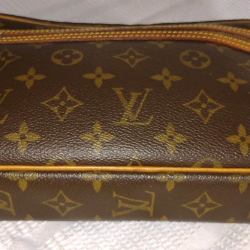 Louis Vuitton Brown Monogram Canvas Wristlet with Tan Accents - Picture 5 of 15